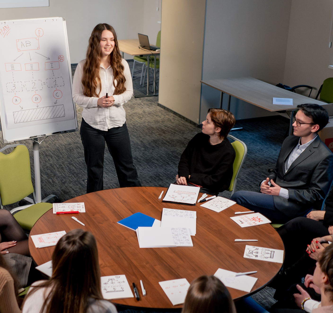 Eğitimler hakkında bilgi almak veya başvuru yapmak için bizimle iletişime geçin.