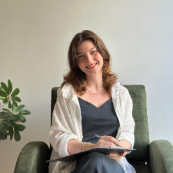 Peren Doğa Salihlerli